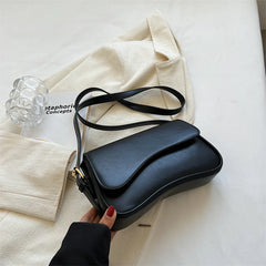 Simple Magnetic Buckle Shoulder Bag